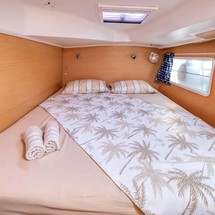 Lagoon 380