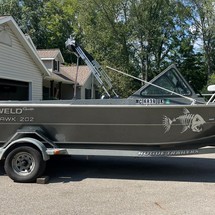 Alumaweld Blackhawk 202