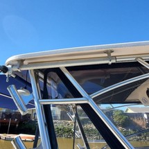 Grady-White Express 330