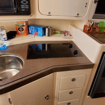 Grady-White Express 330