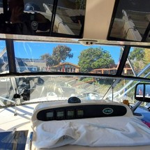 Grady-White Express 330