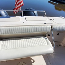 Grady-White Express 330