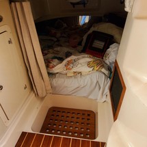 Grady-White Express 330