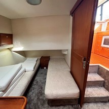 Riviera 43 Open Flybridge
