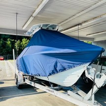Sea Ray hunt ultra 211