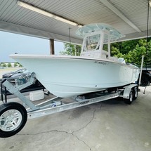 Sea Ray hunt ultra 211