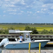 Sea Ray hunt ultra 211