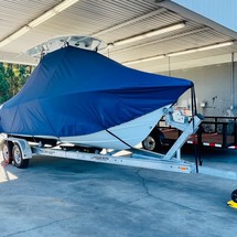 Sea Ray hunt ultra 211