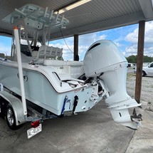 Sea Ray hunt ultra 211