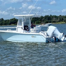 Sea Ray hunt ultra 211