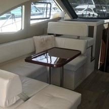Axopar 37 C T-Top