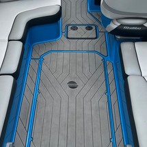 Malibu Wakesetter 24 MXZ