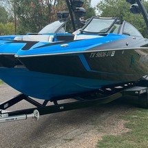 Malibu Wakesetter 24 MXZ