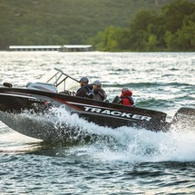 Tracker Targa V-18 WT