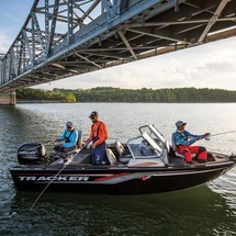 Tracker Targa V-18 WT