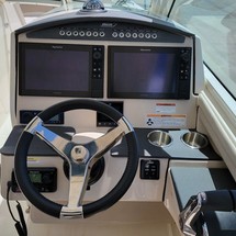 Boston Whaler 320 Vantage