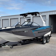 Malibu Wakesetter 22 VLX