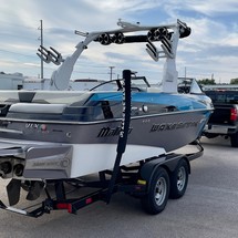 Malibu Wakesetter 22 VLX