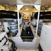 Sea ray 56 sedan bridge
