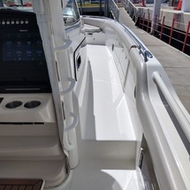 Boston Whaler 420 Outrage