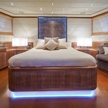 Overmarine Mangusta 130