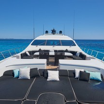 Overmarine Mangusta 130