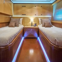 Overmarine Mangusta 130