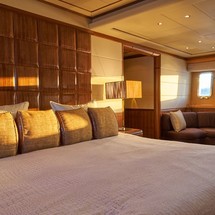 Overmarine Mangusta 130