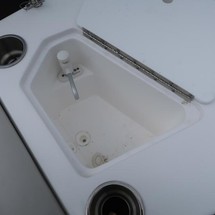 Hurricane 188 sport sundeck