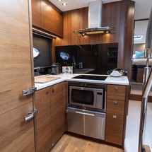 Princess V48