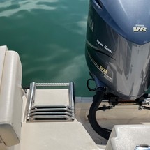 Grady-White Marlin 300