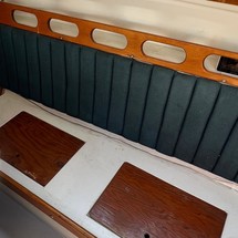 Ericson yachts 27