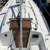 Ericson yachts 27