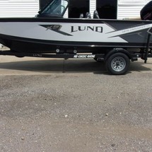 Lund Boats 1875 Crossover XS