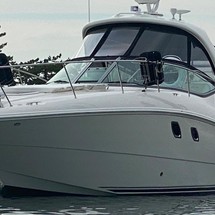 Sea Ray 330 Sundancer