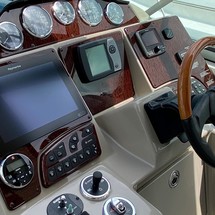 Sea Ray 330 Sundancer