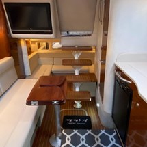 Sea Ray 330 Sundancer