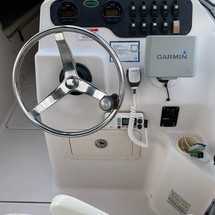 Grady-White Freedom 205