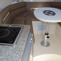 Boston Whaler 285 Conquest