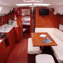 Beneteau Oceanis 43