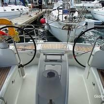 Beneteau Oceanis 43