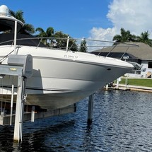 Sea Ray 330 Sundancer