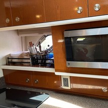 Sea Ray 330 Sundancer