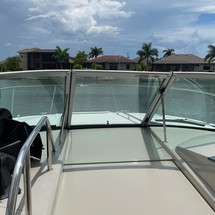 Sea Ray 330 Sundancer