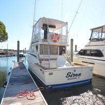 Chris-Craft Commander 44