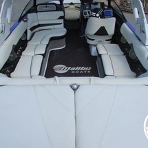 Malibu Wakesetter 23 LSV