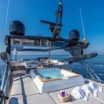 Pearl 80