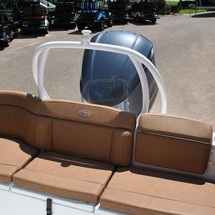 Sea Ray hunt ultra 211