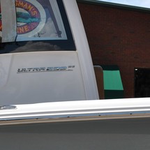 Sea Ray hunt ultra 211