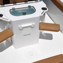 Sea Ray hunt ultra 211